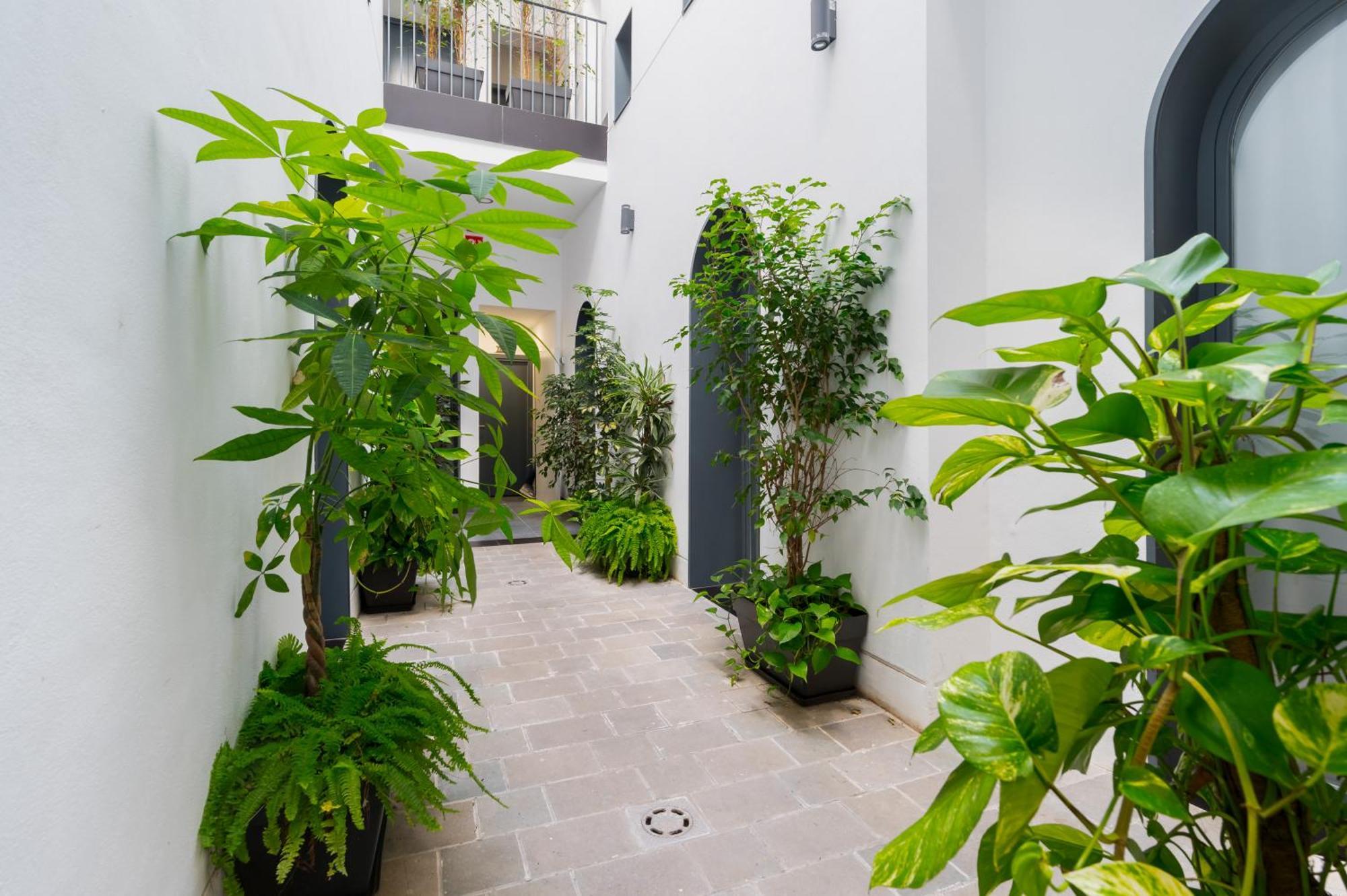 Posada De Los Venerables Sevilla Bagian luar foto